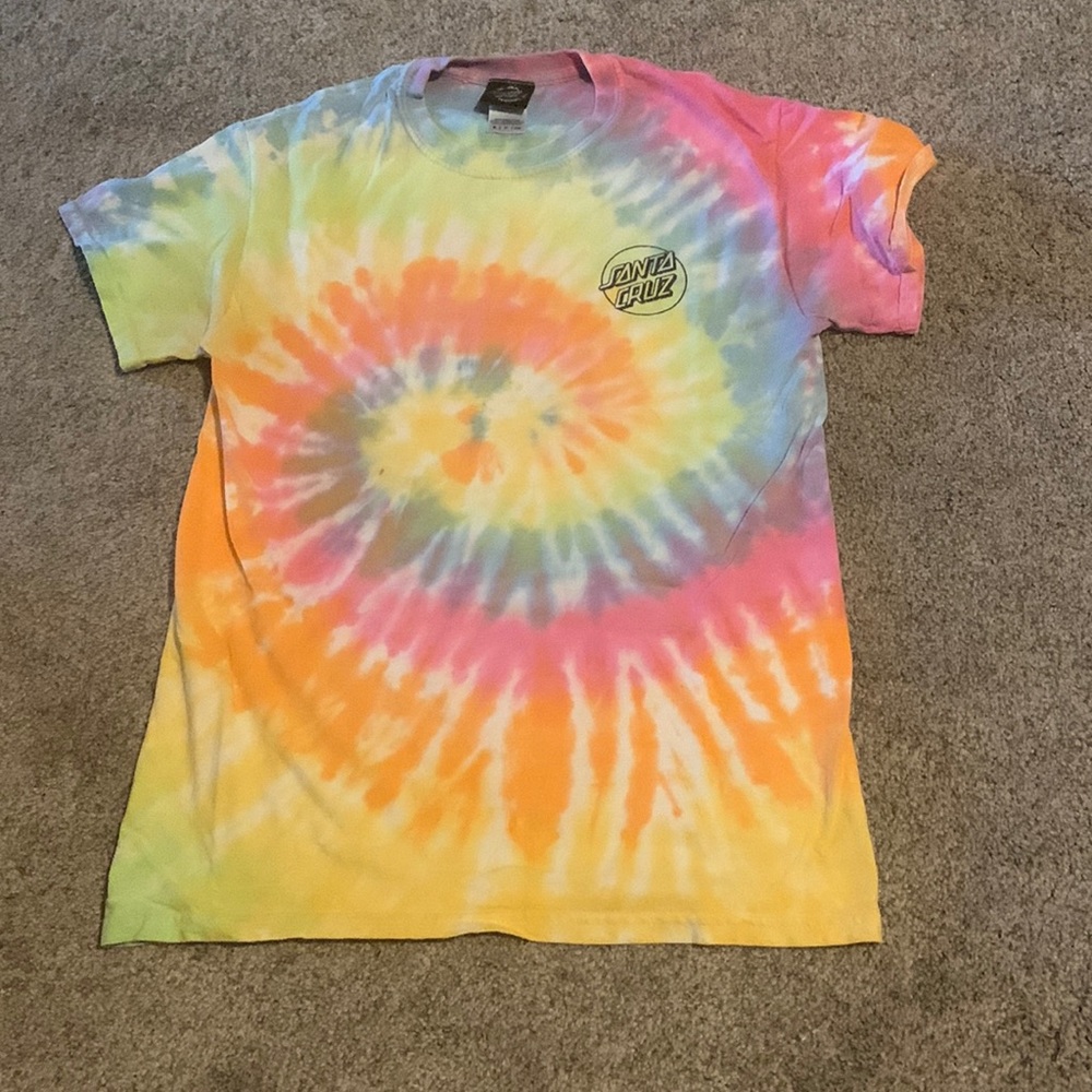 Santa Cruz tee